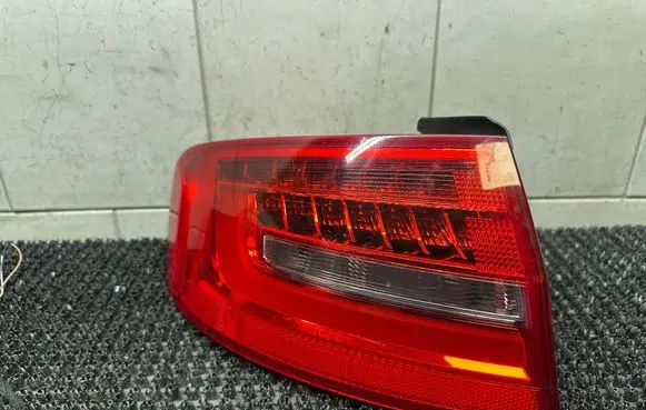 Audi A4 S4 B8 8K Rear/tail lights 01091601 14S2SK01091601