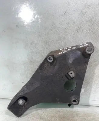 BMW 3 E90 E91 Engine mounting bracket 2211677504101 59280110