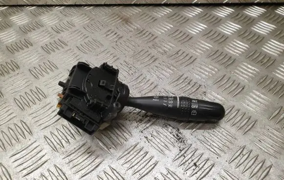 Toyota Corolla E120 E130 Wiper control stalk 173647