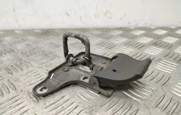 Skoda Octavia Mk3 (5E) Engine bonnet/hood lock/latch loop/hook 5E0823186C