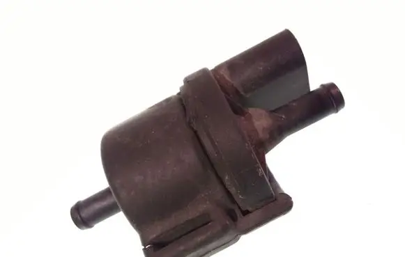 Volkswagen PASSAT B5.5 Valve vacuum 058133459F