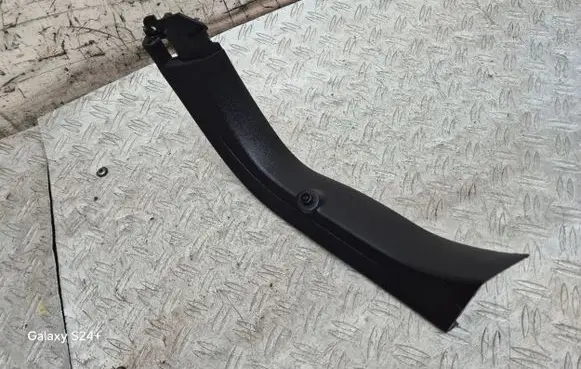 Citroen DS4 Tailgate trim 9688737277