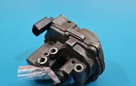 Audi A4 S4 B7 8E 8H Intake manifold valve actuator/motor A2C53308513 IMPRK1572601