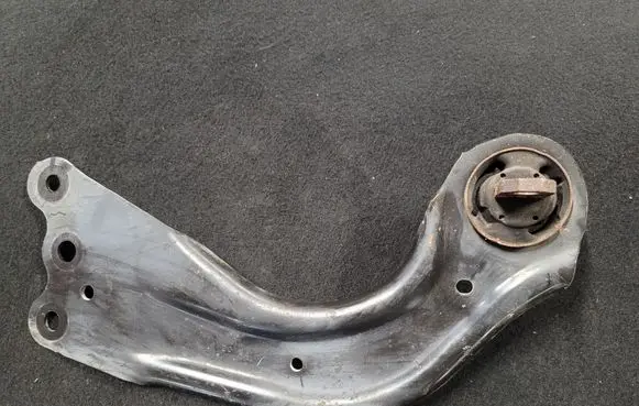 Mazda CX-5 II Rear upper control arm/wishbone