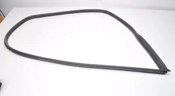 Porsche 911 Front door rubber seal 