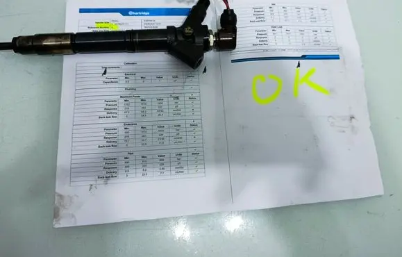Fuel injector