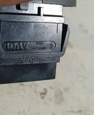 Renault Scenic I Central locking switch button 432969B