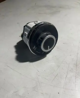 Volkswagen Touareg I Differential lock switch 7l6941435r