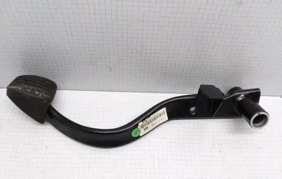 Opel Vectra C Brake pedal 24401377