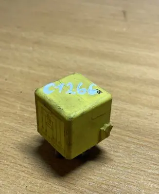 Mercedes-Benz A W169 Other relay A0025421419 C1266