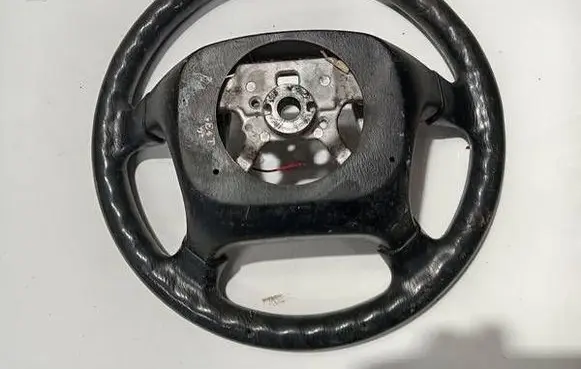 Mazda 626 Steering wheel 