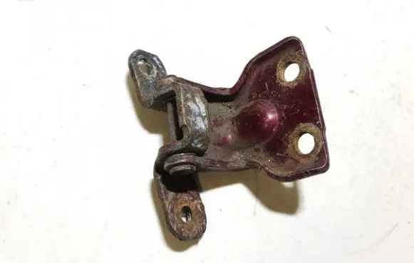 Mazda 323 Rear door lower hinge