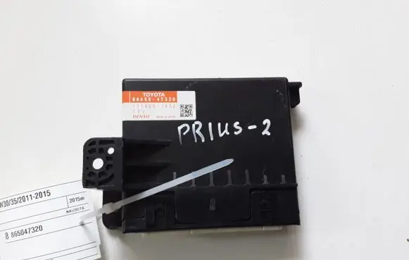 Toyota Prius (XW30) Other control units/modules 8865047320