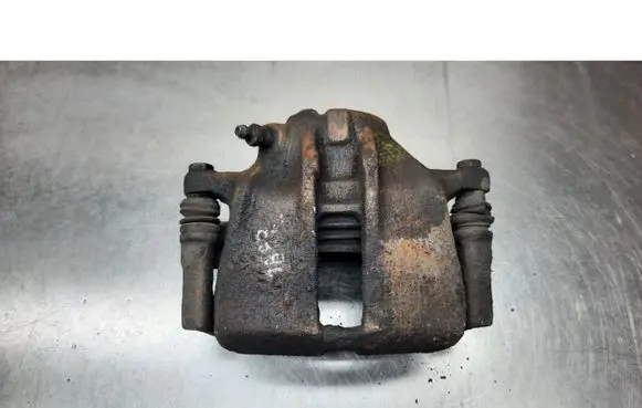 Volkswagen PASSAT B3 Front brake caliper
