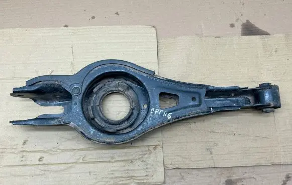 KIA Optima Rear upper control arm/wishbone 55220C1710