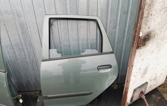 Mitsubishi Colt Rear door autoklama99