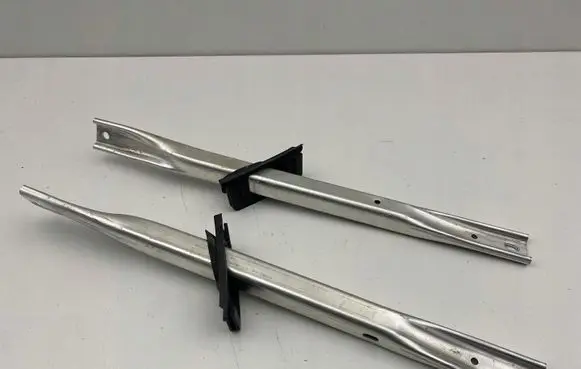 Audi A4 S4 B9 8W Front strut bar 8W0805646