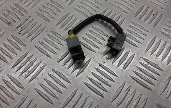 Peugeot 307 Clutch pedal sensor 95835T02