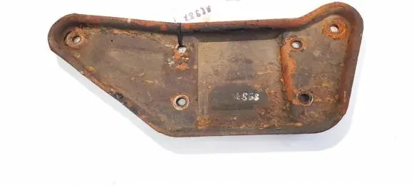 Engine mounting bracket
