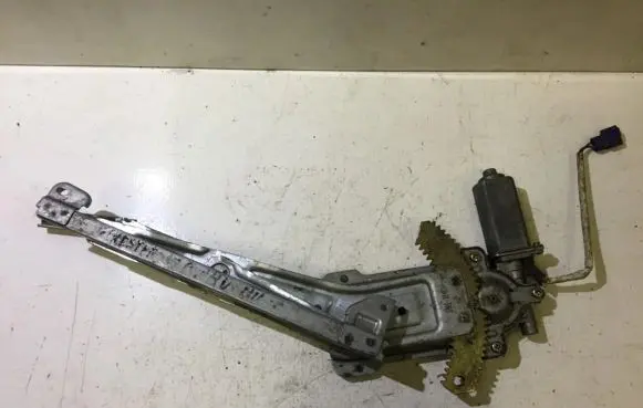 Subaru Forester SF Sliding door window regulator with motor