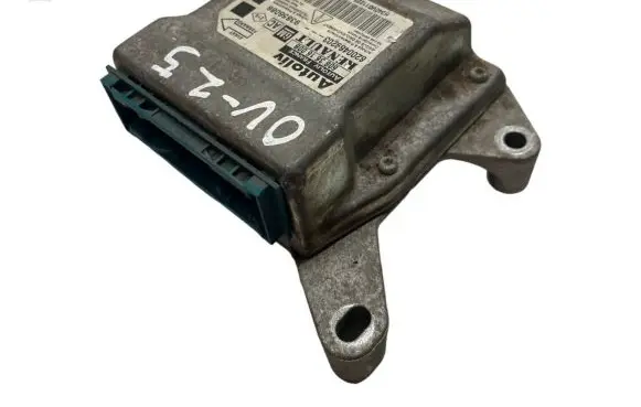 Opel Vivaro Airbag control unit/module 608361600B 8200469203 93856086