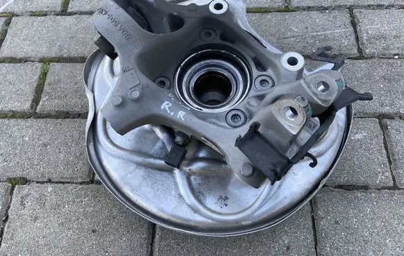 Audi Q5 SQ5 Rear wheel hub 80A505436J 8W0407613B 80A407625B