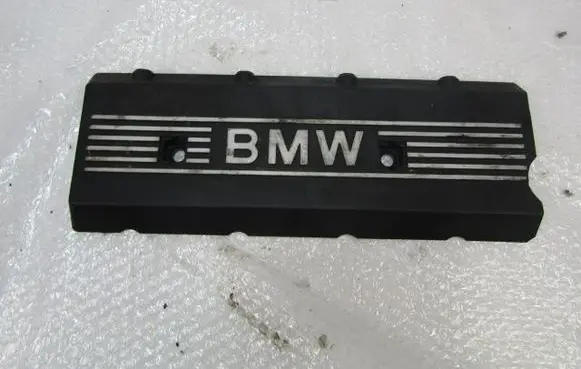 BMW 5 E39 Engine cover (trim) 1702856