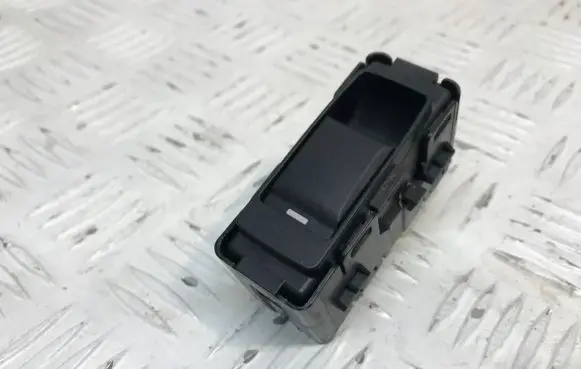 Jeep Grand Cherokee (WK) Electric window control switch 04602787AA