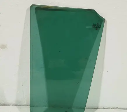 Volkswagen Touran I Rear door window glass 43R001108 E000184 DOT27M73100AS3