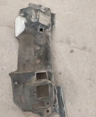 Mercedes-Benz Sprinter W901 W902 W903 W904 Other engine bay part 9016820628