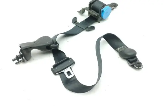 Chrysler Voyager Third row seat belt E33906