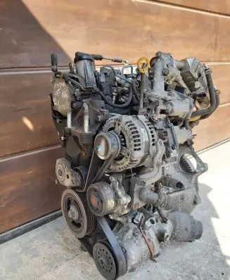 Toyota Auris E180 Engine