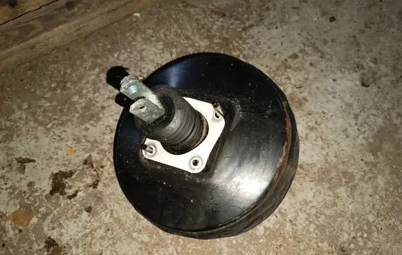 Mercedes-Benz R W251 Brake booster A2514301130