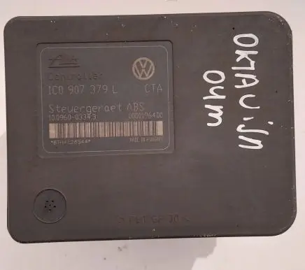 Skoda Octavia Mk1 (1U) ABS Pump 1C0907379L 00001964D0 10096003343