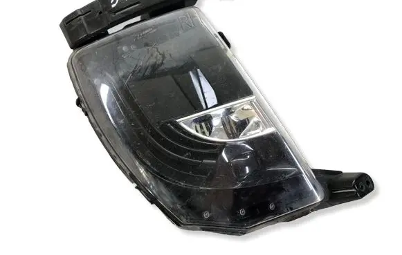 Tesla Model S Front fog light 102401900A 18631702201