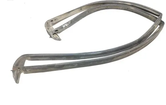 Toyota Land Cruiser (J200) Trunk rubber seal (body) 