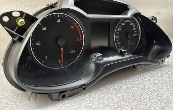 Audi A4 S4 B8 8K Speedometer (instrument cluster) 8K0920930N 503002371404