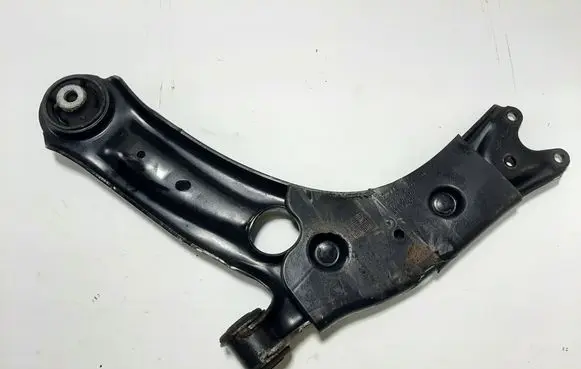 Volkswagen PASSAT B8 Front lower control arm/wishbone 3Q0407118B
