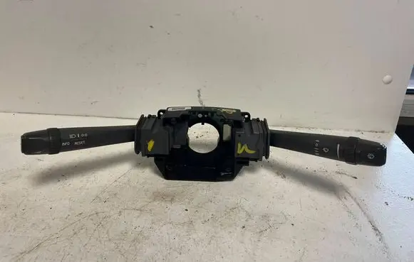 Volvo S60 Wiper turn signal indicator stalk/switch 9452389 6MK0124A