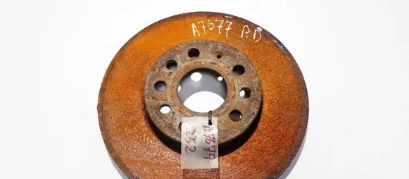 Volkswagen Touran I Front brake disc ventiliuojamas