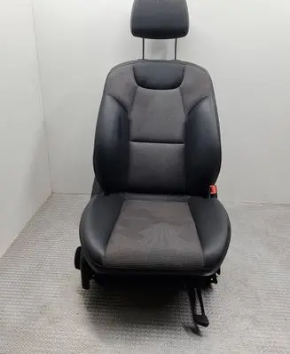 Mercedes-Benz C W204 Front passenger seat 