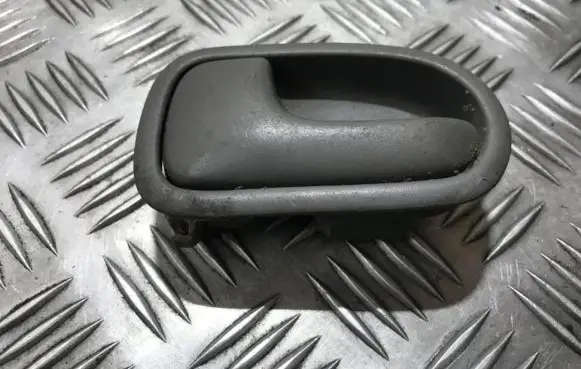 Mazda 323 Rear door interior handle dh221