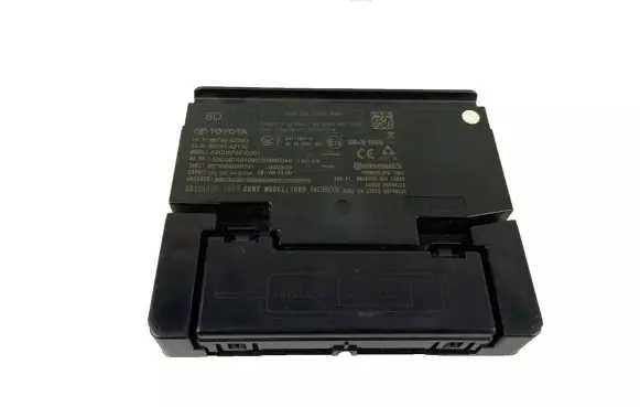 Toyota Yaris XP210 Other control units/modules 10R-0515406