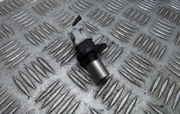 Camshaft position sensor