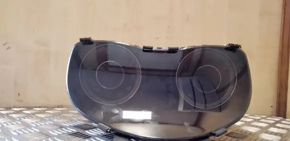 Hyundai i40 Speedometer (instrument cluster) 940033Z055 11002752300H