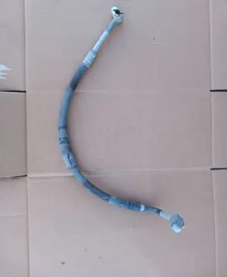Audi A4 S4 B7 8E 8H Air conditioning (A/C) pipe/hose 8e0260701 8e0260701bs