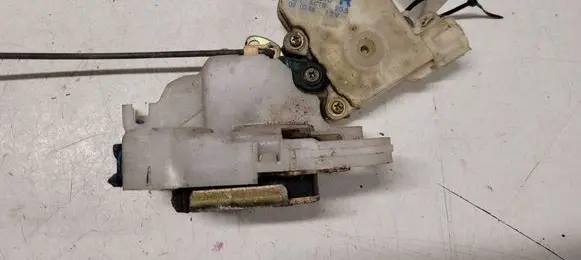 Nissan X-Trail T30 Front door lock 80552AA200 89A910