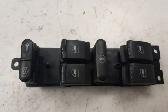 Volkswagen PASSAT B5.5 Quarter vent window switch 1J4959857B