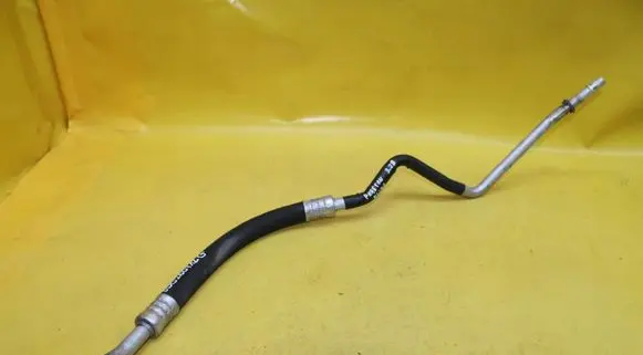 Volkswagen Phaeton Air conditioning (A/C) pipe/hose