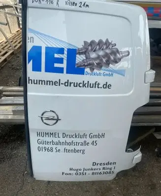 Opel Vivaro Rear door